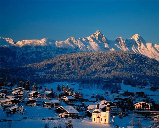 Haus Fichtenstamm Seefeld in Tirol Luaran gambar